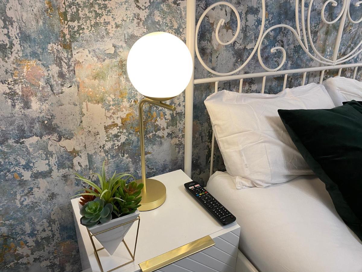 Luxe Place - Netflix & Workspace For 6 Μπέρμιγχαμ Εξωτερικό φωτογραφία